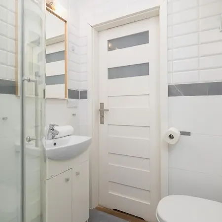 Unique Rzeszowska In Kazimierz By Renters